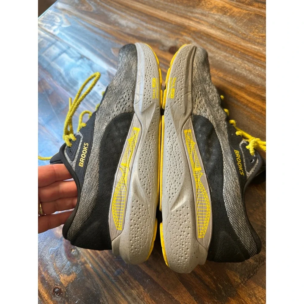 Brooks Adrenaline GTS 24 Men 9 Running Shoes Pittsburgh Special Edition Marathon